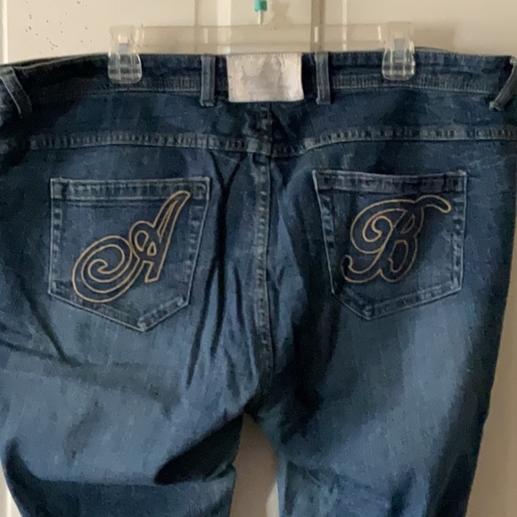 Women's 19/20 plus size Apple Bottom Blue Jeans - Picture 6 of 9